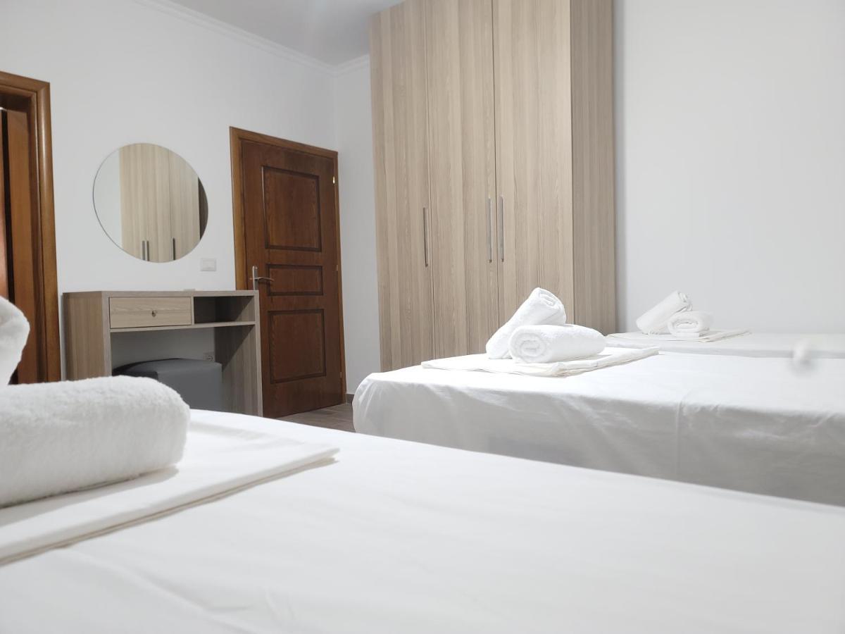 G&K Garden Hotel Μπεράτ Εξωτερικό φωτογραφία
