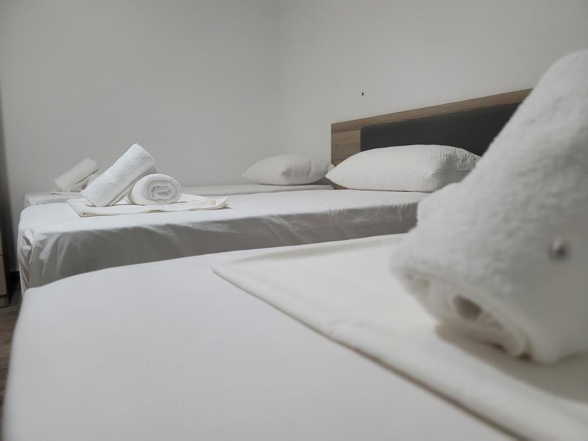 G&K Garden Hotel Μπεράτ Εξωτερικό φωτογραφία