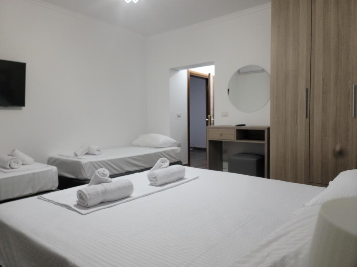 G&K Garden Hotel Μπεράτ Εξωτερικό φωτογραφία